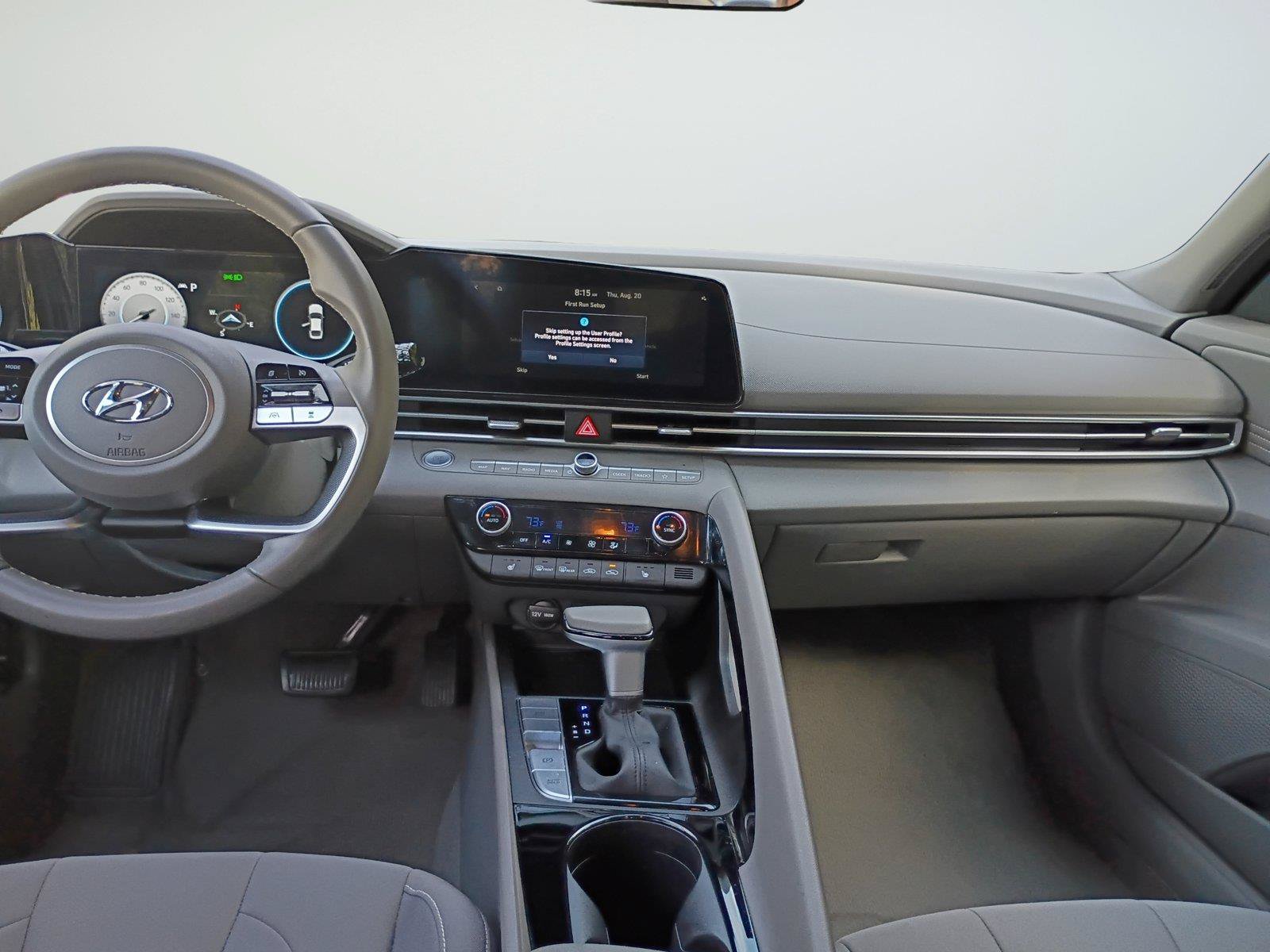 Used 2023 Hyundai Elantra SEL w/ Convenience Package FWD image 15