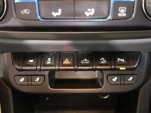 Used 2020 Chevrolet Colorado Z71 image 32
