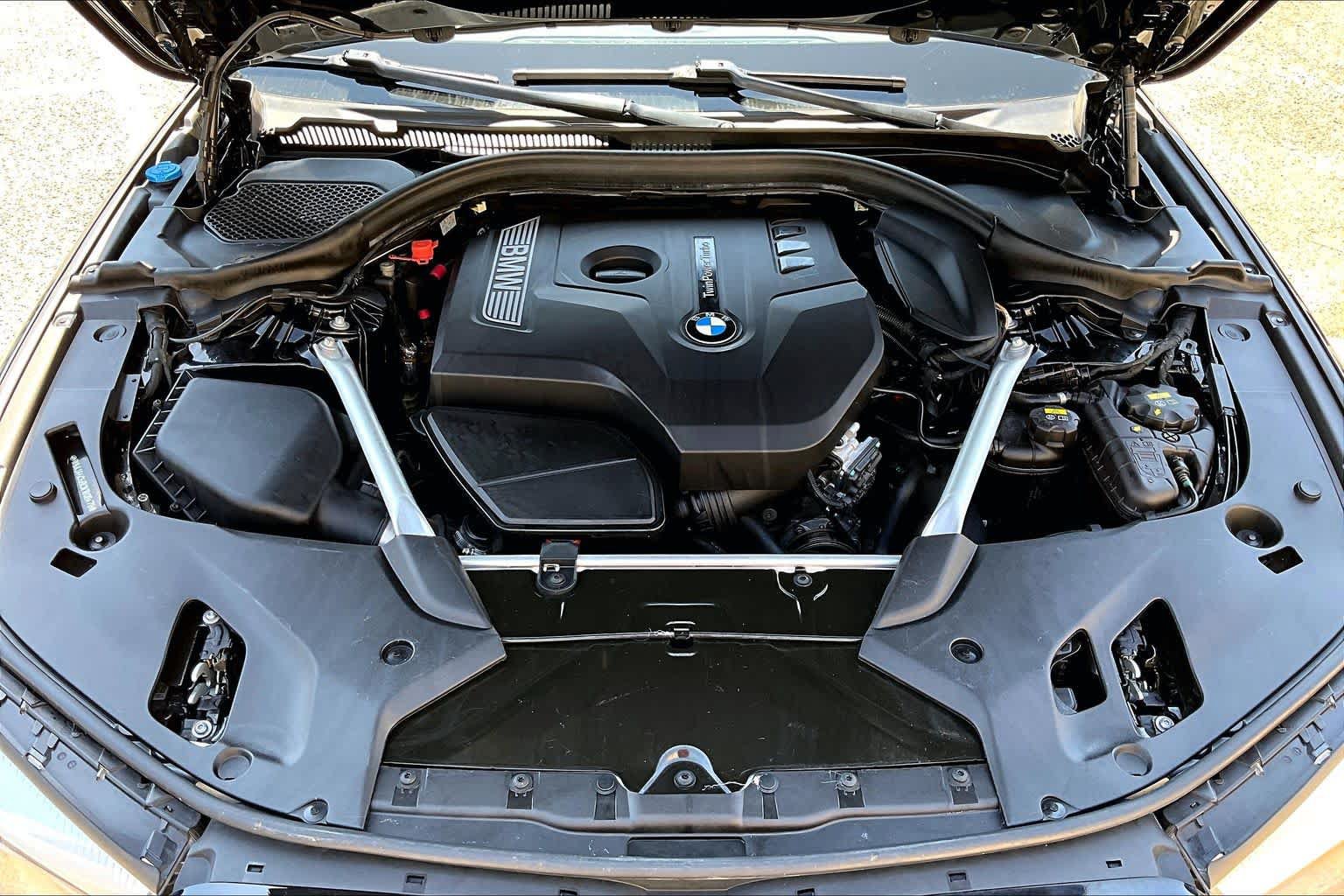Used 2019 BMW 530i RWD image 32