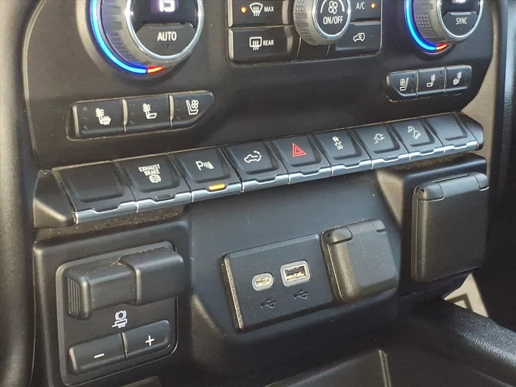 Used 2023 Chevrolet Silverado 2500 LTZ w/ LTZ Texas Edition image 26