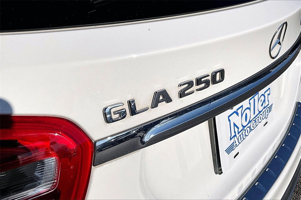 Used 2019 Mercedes-Benz GLA 250 4MATIC image 10