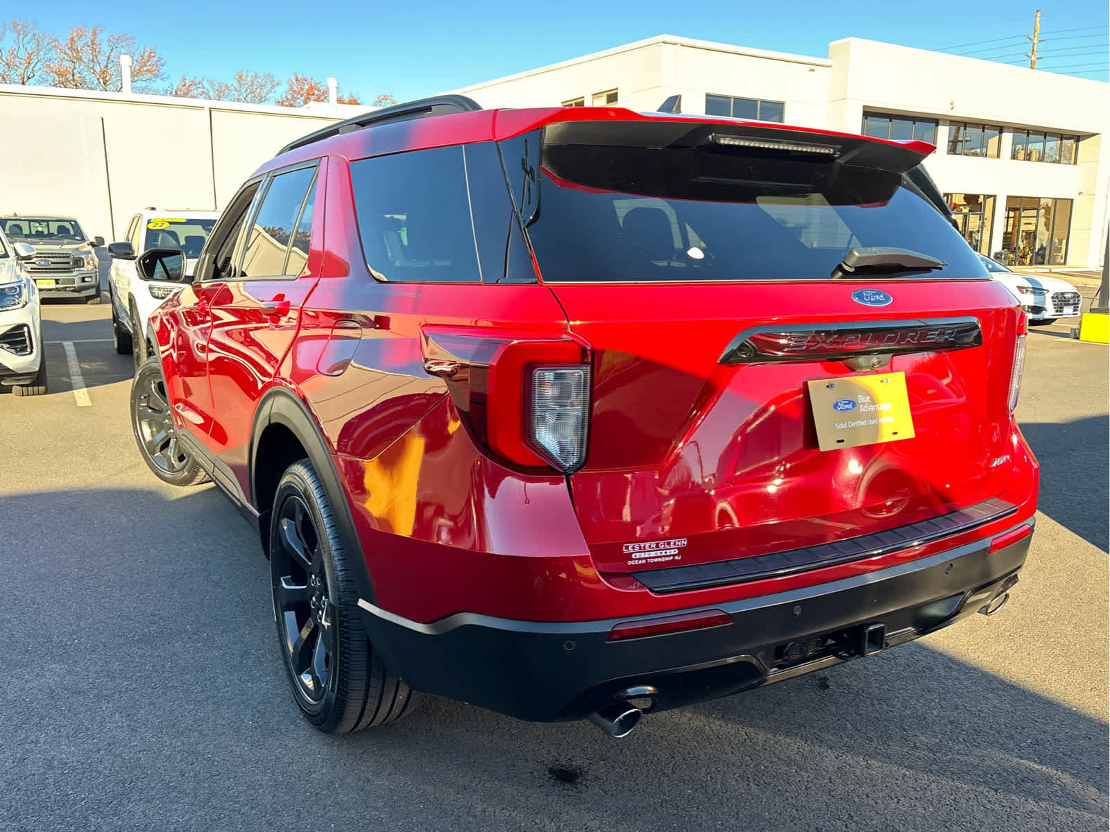 Certified 2023 Ford Explorer ST-Line w/ Class IV Trailer Tow Package image 3