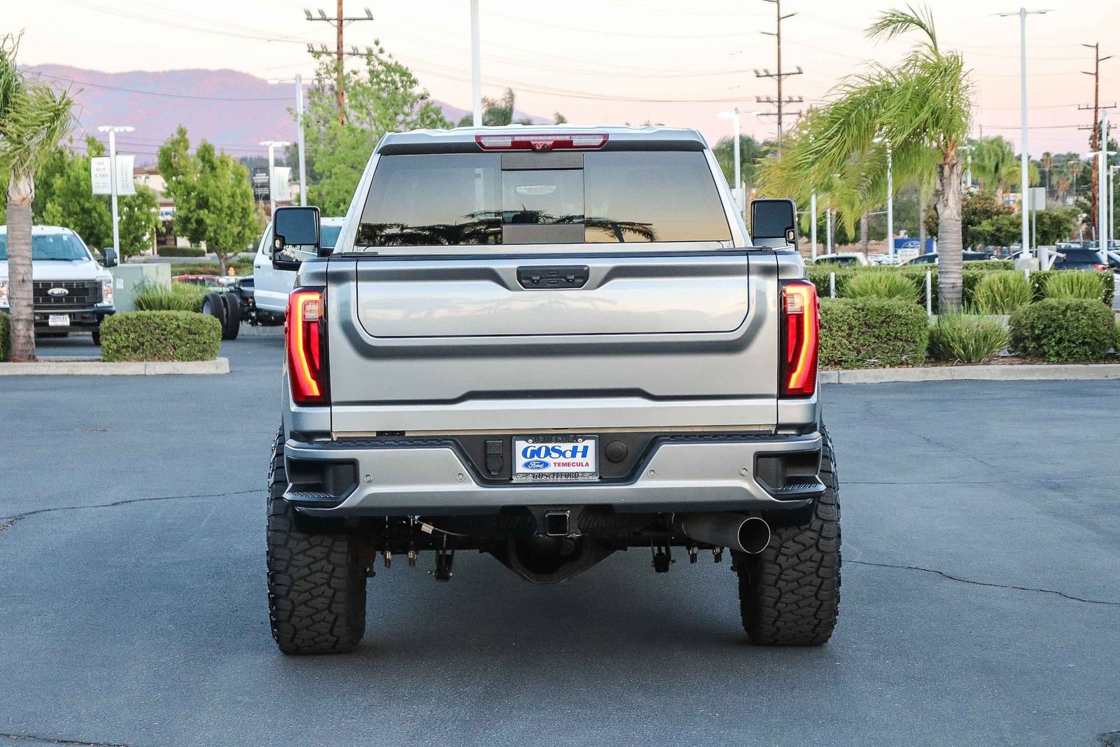 Used 2024 GMC Sierra 2500 Denali w/ Denali Reserve Package AWD/4WD image 5