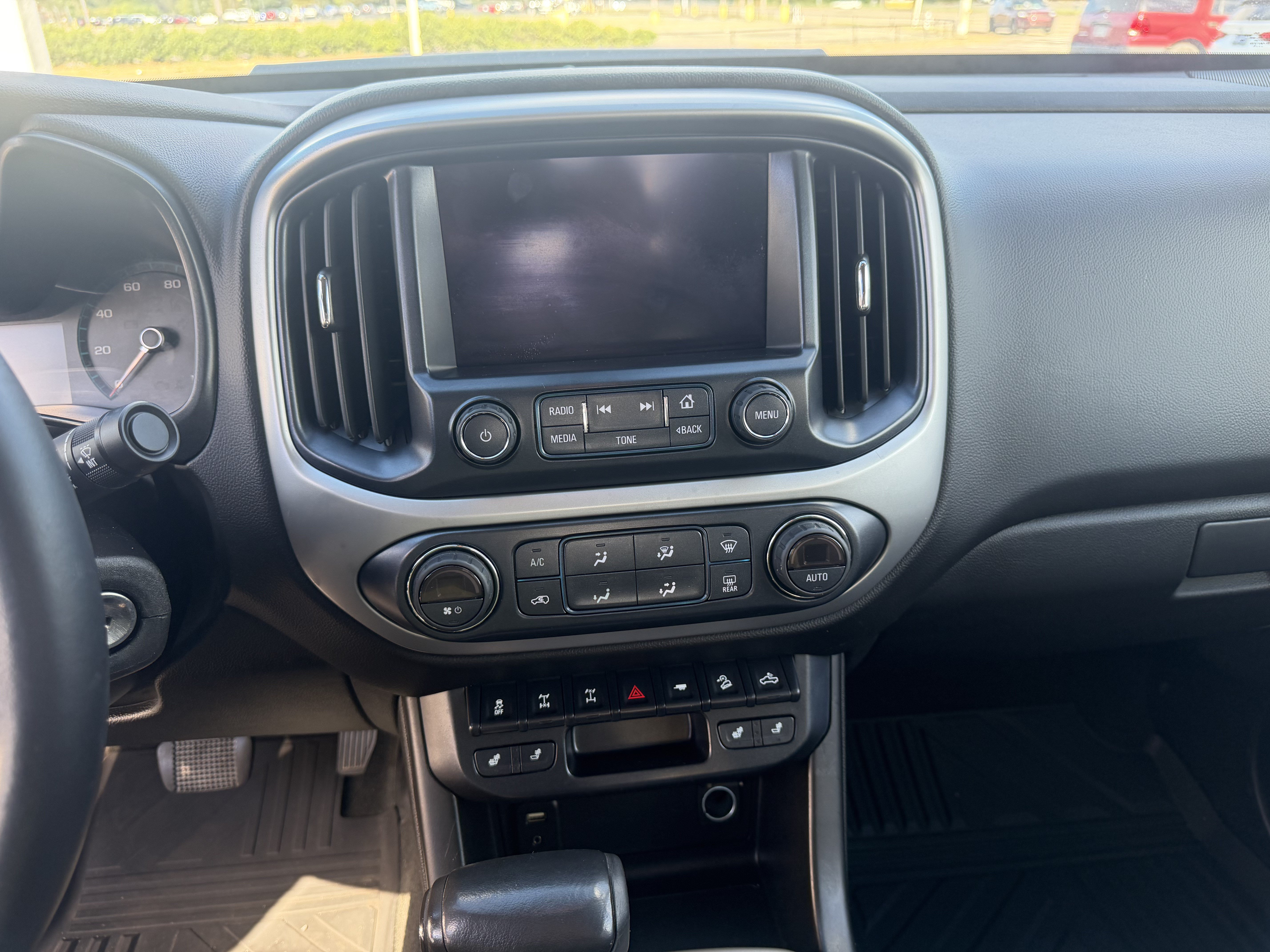 Used 2018 Chevrolet Colorado ZR2 AWD/4WD image 9