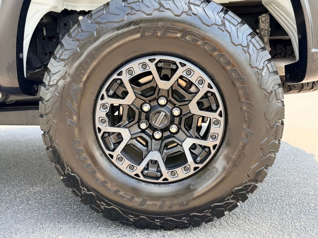 Certified 2025 Ford F150 Raptor w/ Equipment Group 803A Raptor R AWD/4WD image 10
