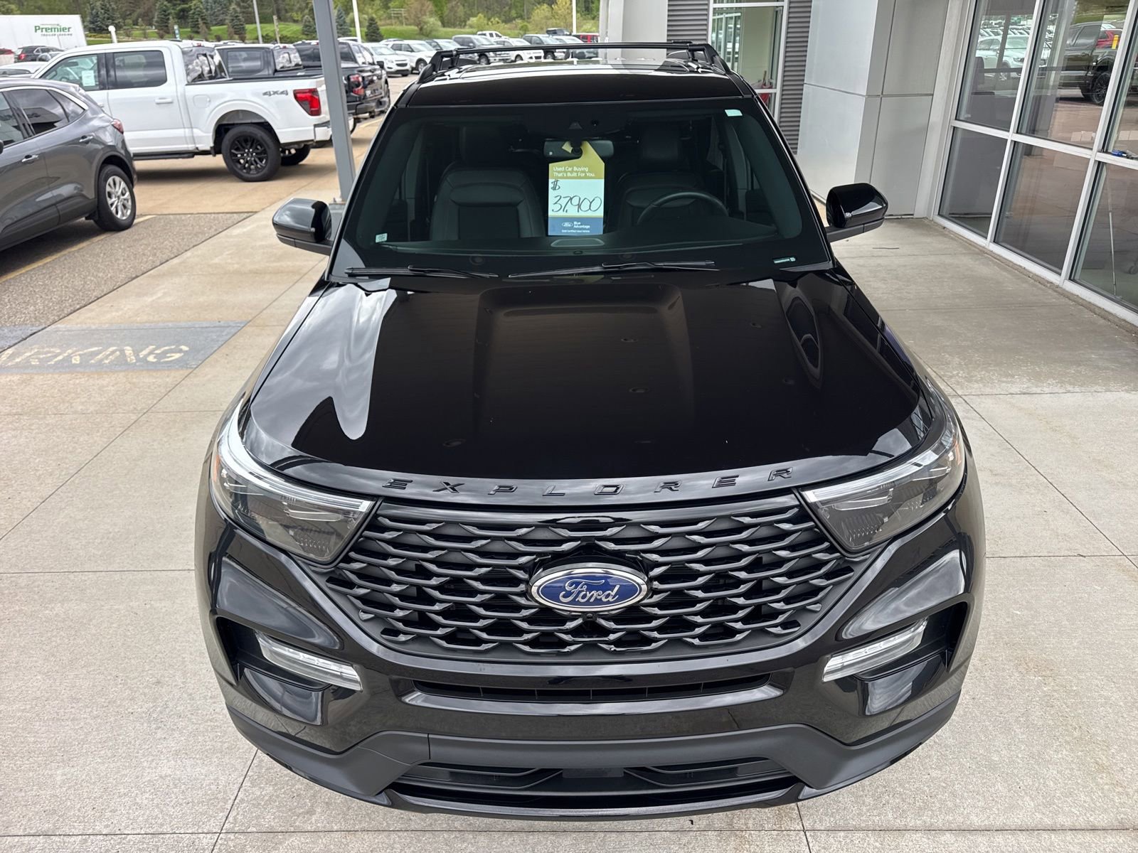 Certified 2024 Ford Explorer ST-Line w/ Class IV Trailer Tow Package AWD/4WD image 12