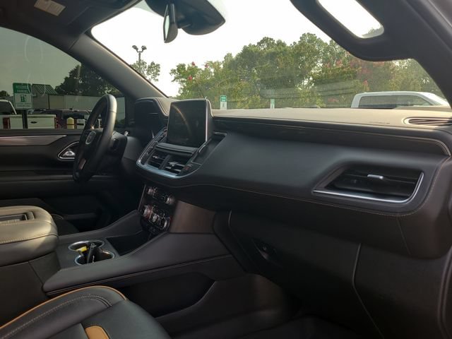 Used 2024 GMC Yukon XL AT4 AWD/4WD image 23