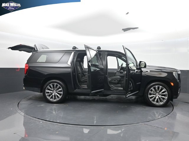Used 2021 GMC Yukon XL Denali w/ Denali Ultimate Package RWD image 27