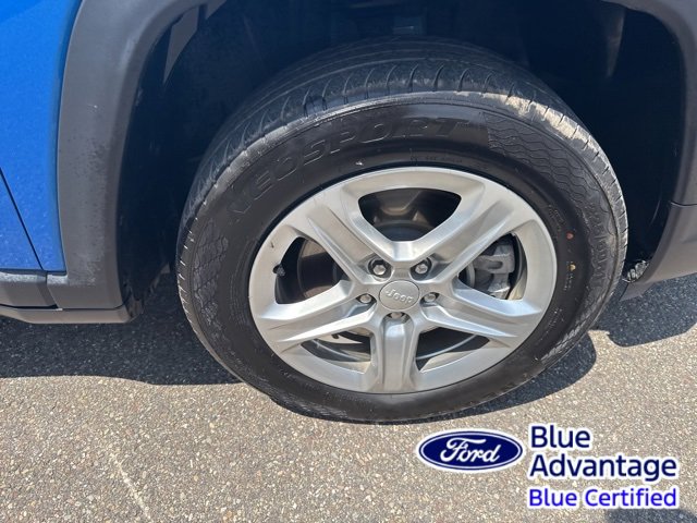 Used 2024 Jeep Compass Latitude image 41