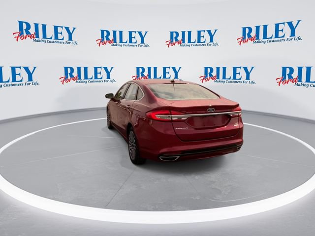 Certified 2017 Ford Fusion SE w/ Fusion SE Technology Package FWD image 7