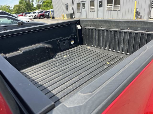 Used 2021 Toyota Tacoma TRD Off-Road w/ Technology Package AWD/4WD image 15
