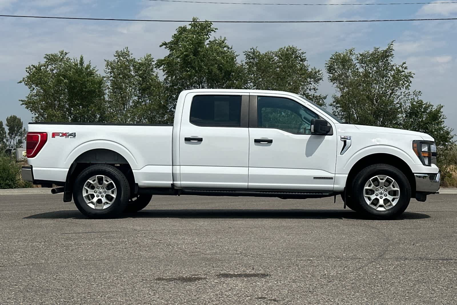 Certified 2023 Ford F150 XLT w/ Trailer Tow Package AWD/4WD image 8
