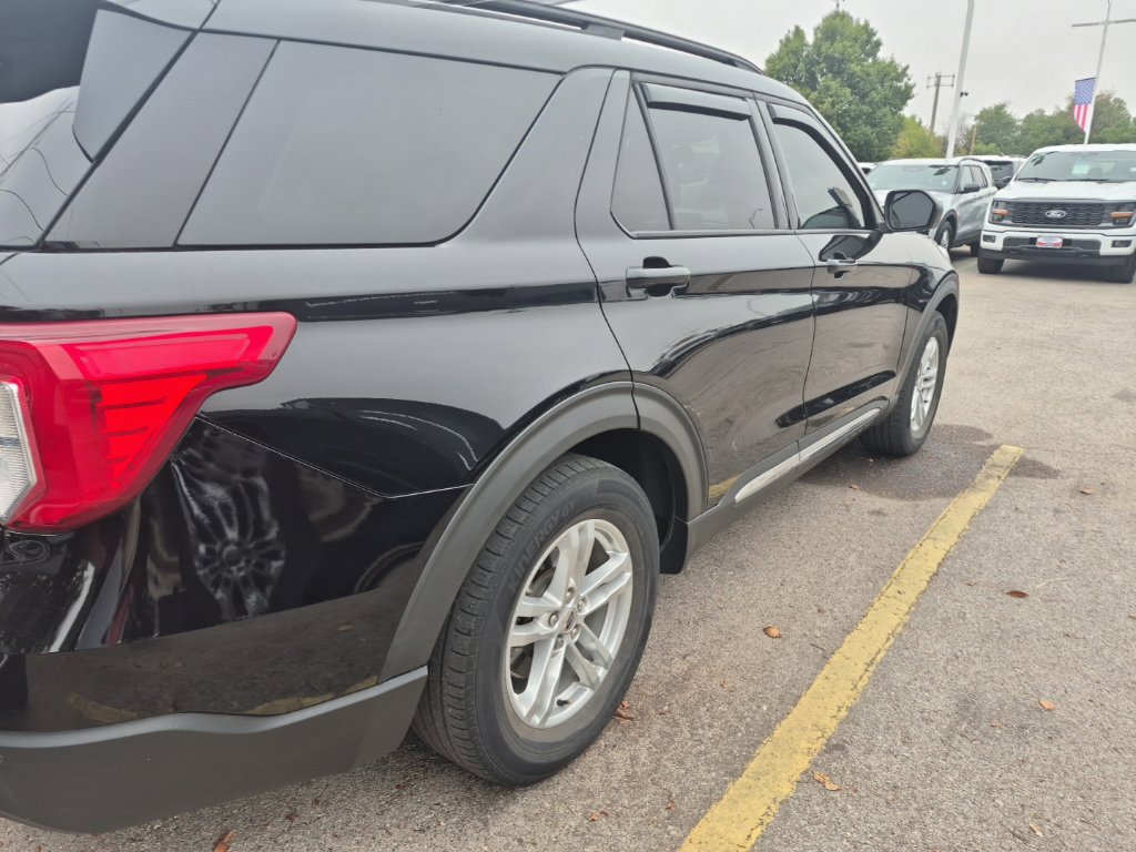 Certified 2022 Ford Explorer XLT RWD image 21