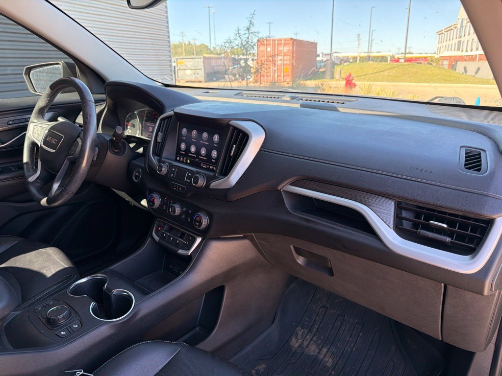 Used 2022 GMC Terrain SLT w/ Elevation Edition FWD image 11