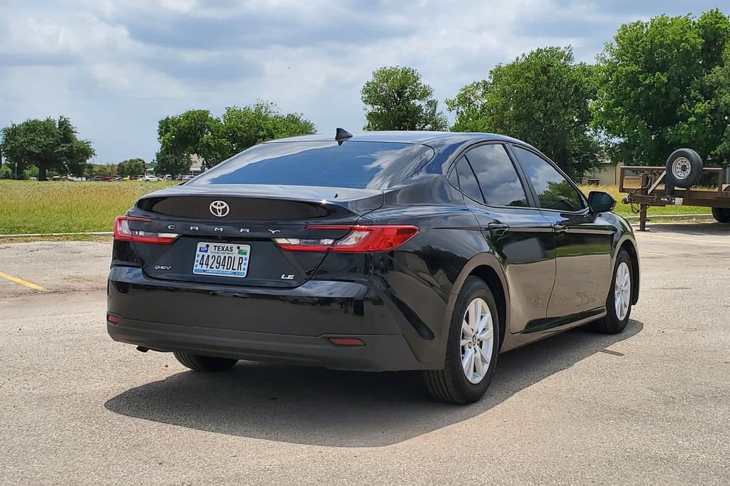 Used 2026 Toyota Camry LE FWD image 30
