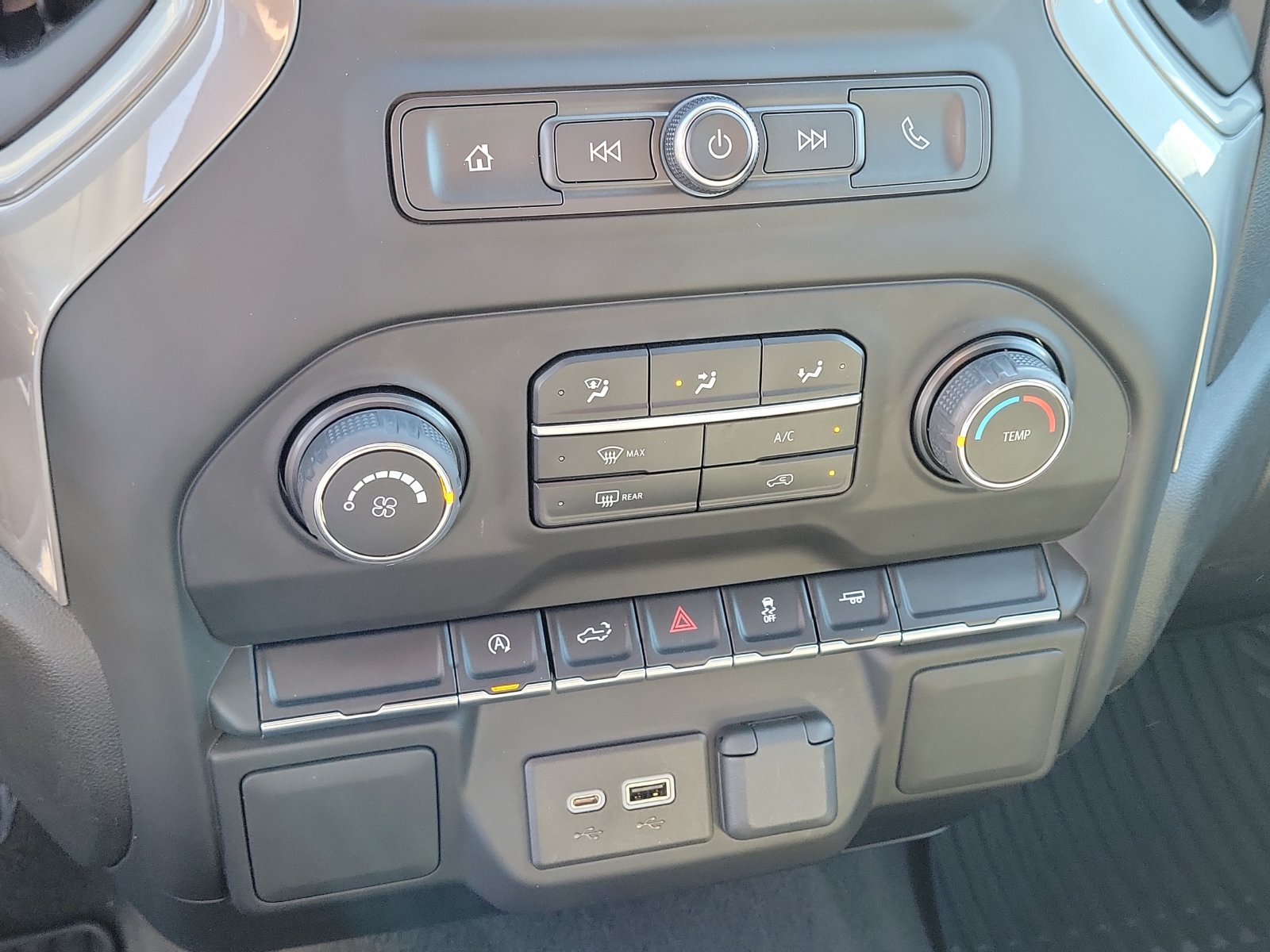 Used 2022 Chevrolet Silverado 1500 Custom RWD image 21