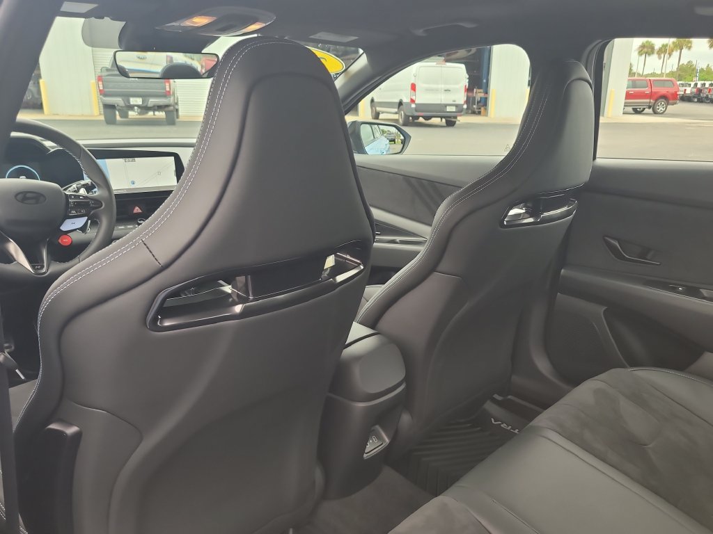 Used 2026 Hyundai Elantra N FWD image 9