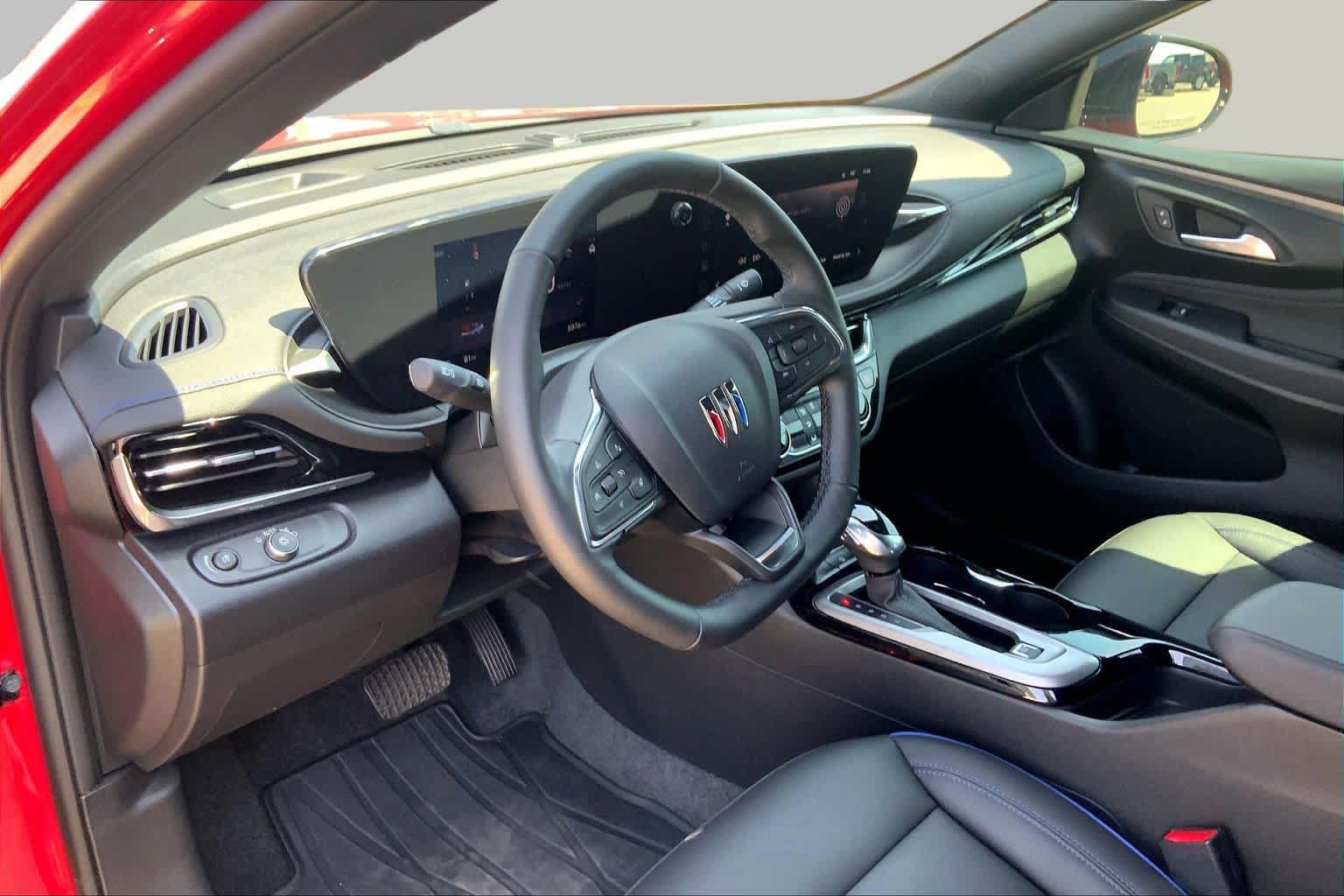 Used 2026 Buick Envista Sport Touring w/ Convenience I Package FWD image 18