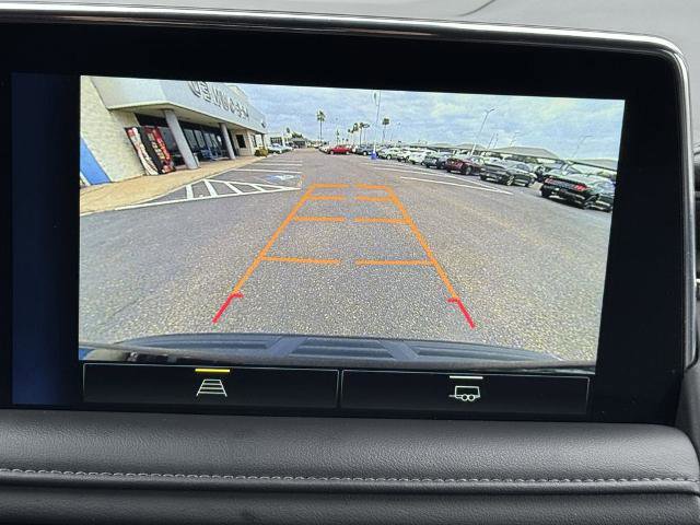 Used 2024 Chevrolet Suburban LT image 29