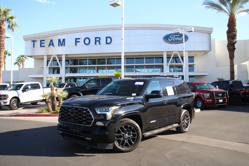 Used 2024 Toyota Sequoia Platinum AWD/4WD image 2
