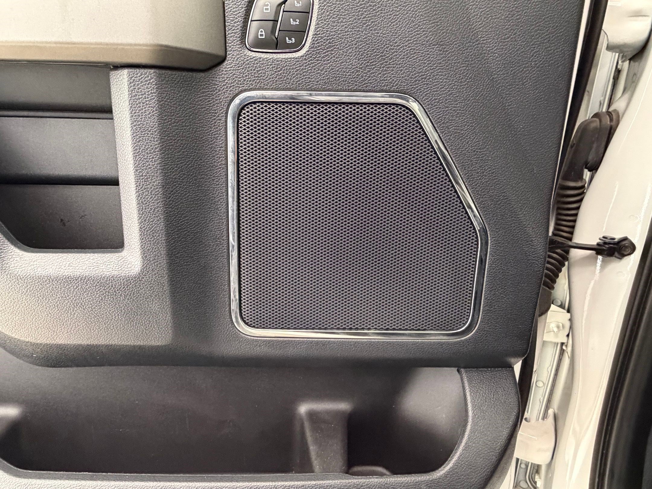 Certified 2022 Ford F450 Platinum w/ FX4 Off-Road Package image 31