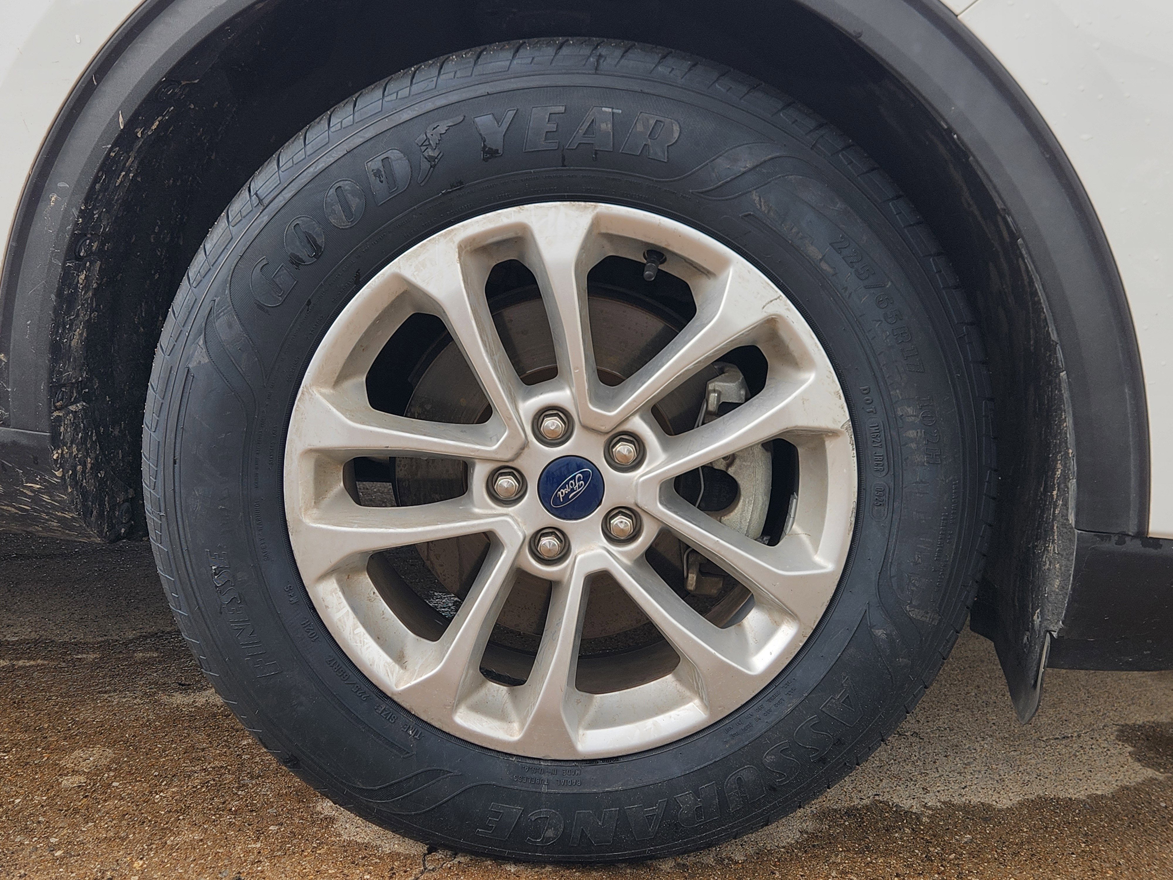 Certified 2020 Ford Escape SE image 7