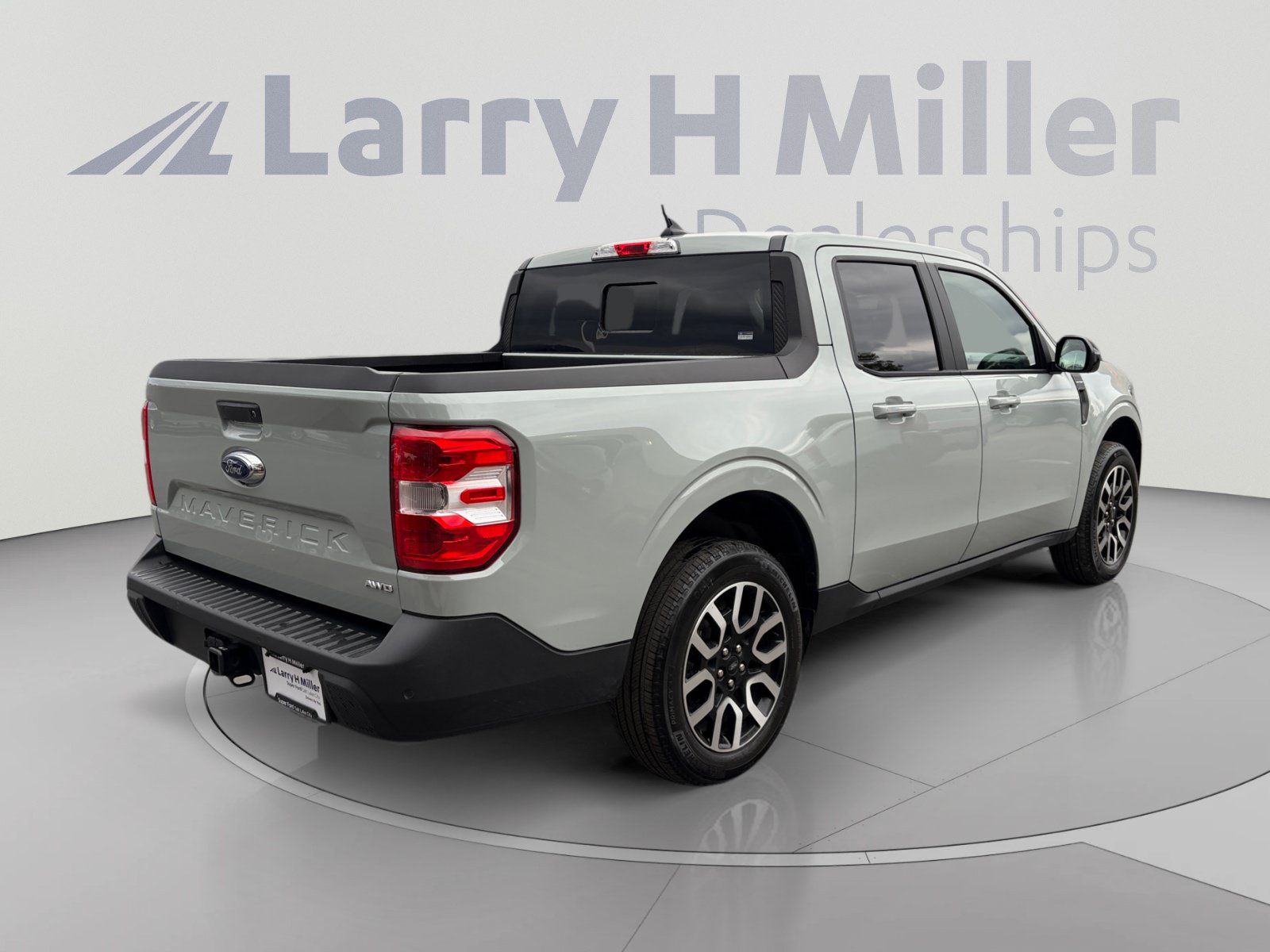 Certified 2024 Ford Maverick Lariat w/ 4K Tow Package AWD/4WD image 5