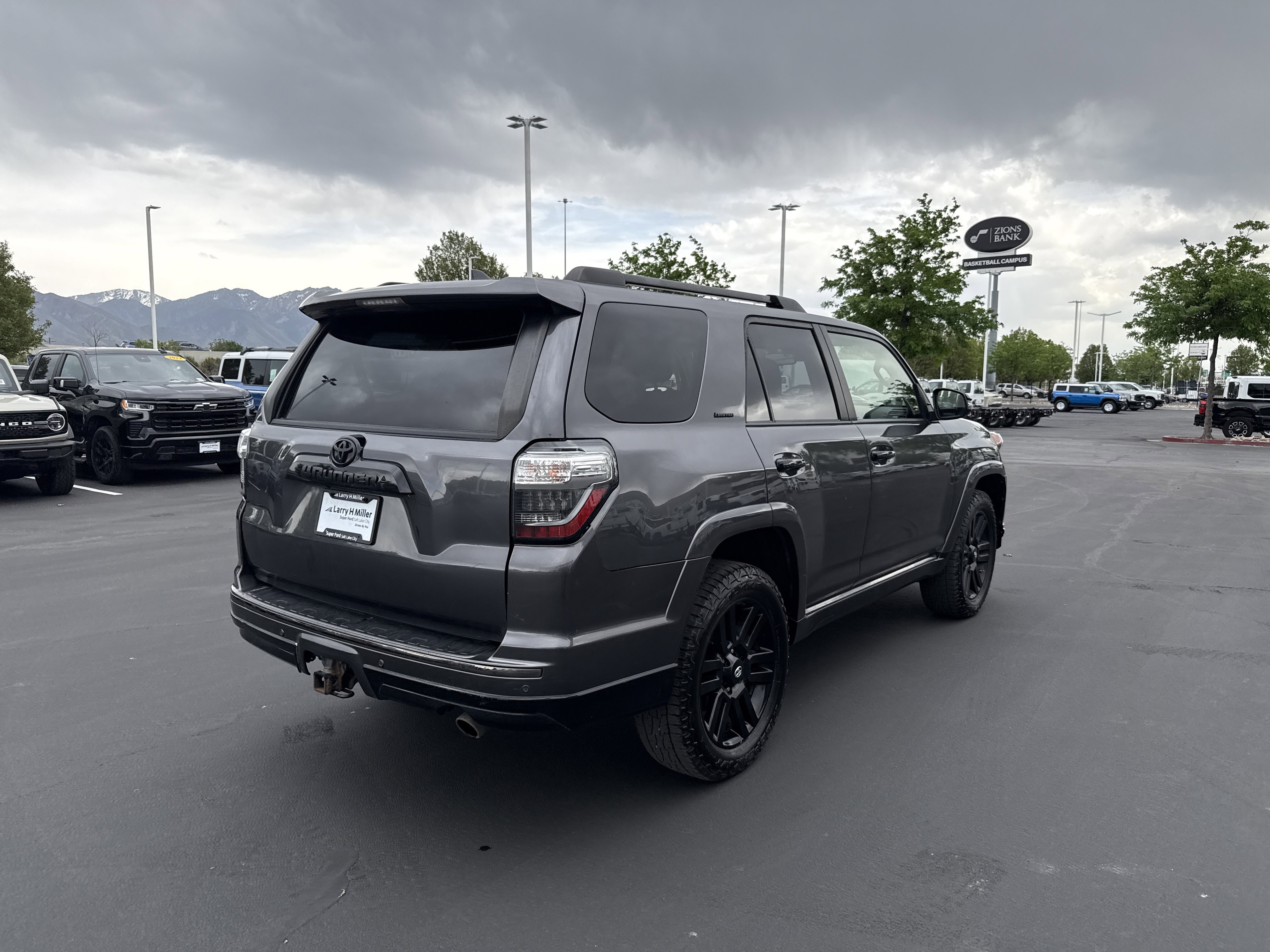 Used 2021 Toyota 4Runner Nightshade AWD/4WD image 5