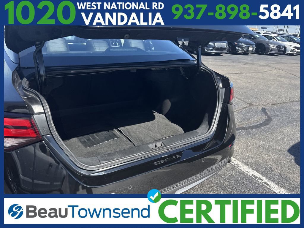 Used 2023 Nissan Sentra SR w/ SR Premium Package image 18