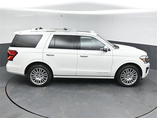 Certified 2022 Ford Expedition Platinum image 19