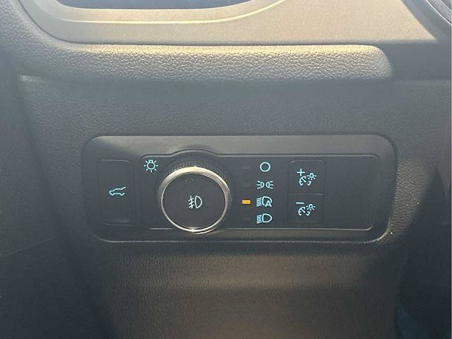 Certified 2023 Ford Escape Platinum AWD/4WD image 17
