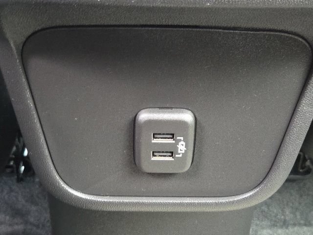 Used 2024 Chevrolet Equinox LT w/ Driver Convenience Package FWD image 20