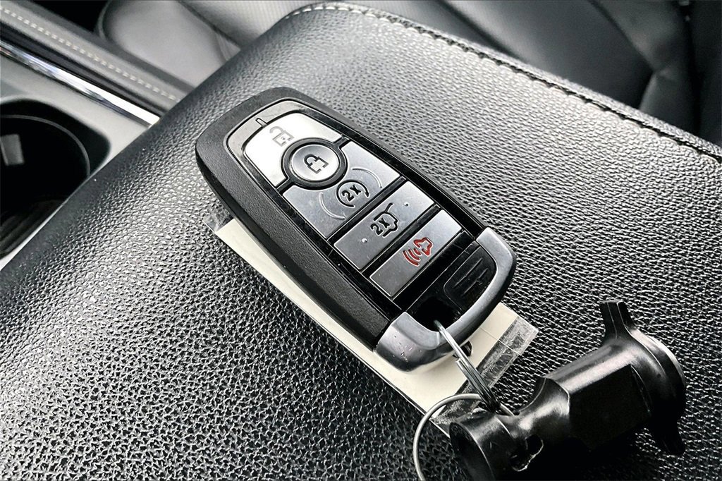 Certified 2023 Ford Expedition XLT image 13