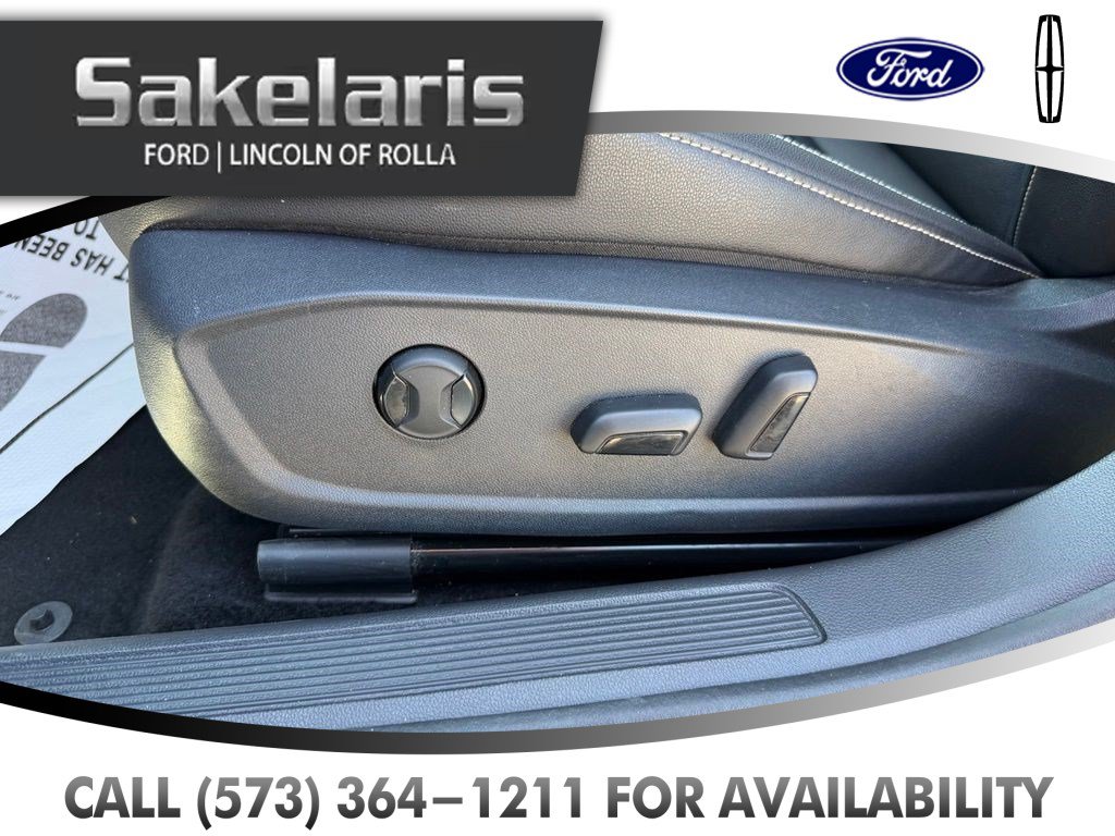 Used 2024 Volkswagen Jetta SE FWD image 14