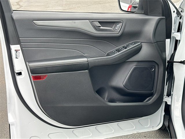 Certified 2024 Ford Escape Active image 38