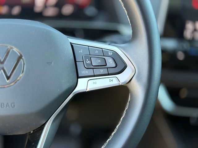 Used 2024 Volkswagen Atlas Cross Sport SEL AWD/4WD image 28