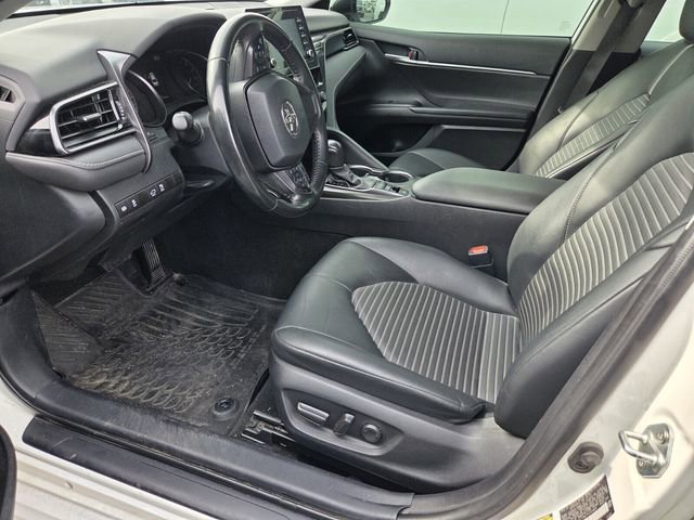 Used 2023 Toyota Camry SE w/ Convenience Package AWD/4WD image 5