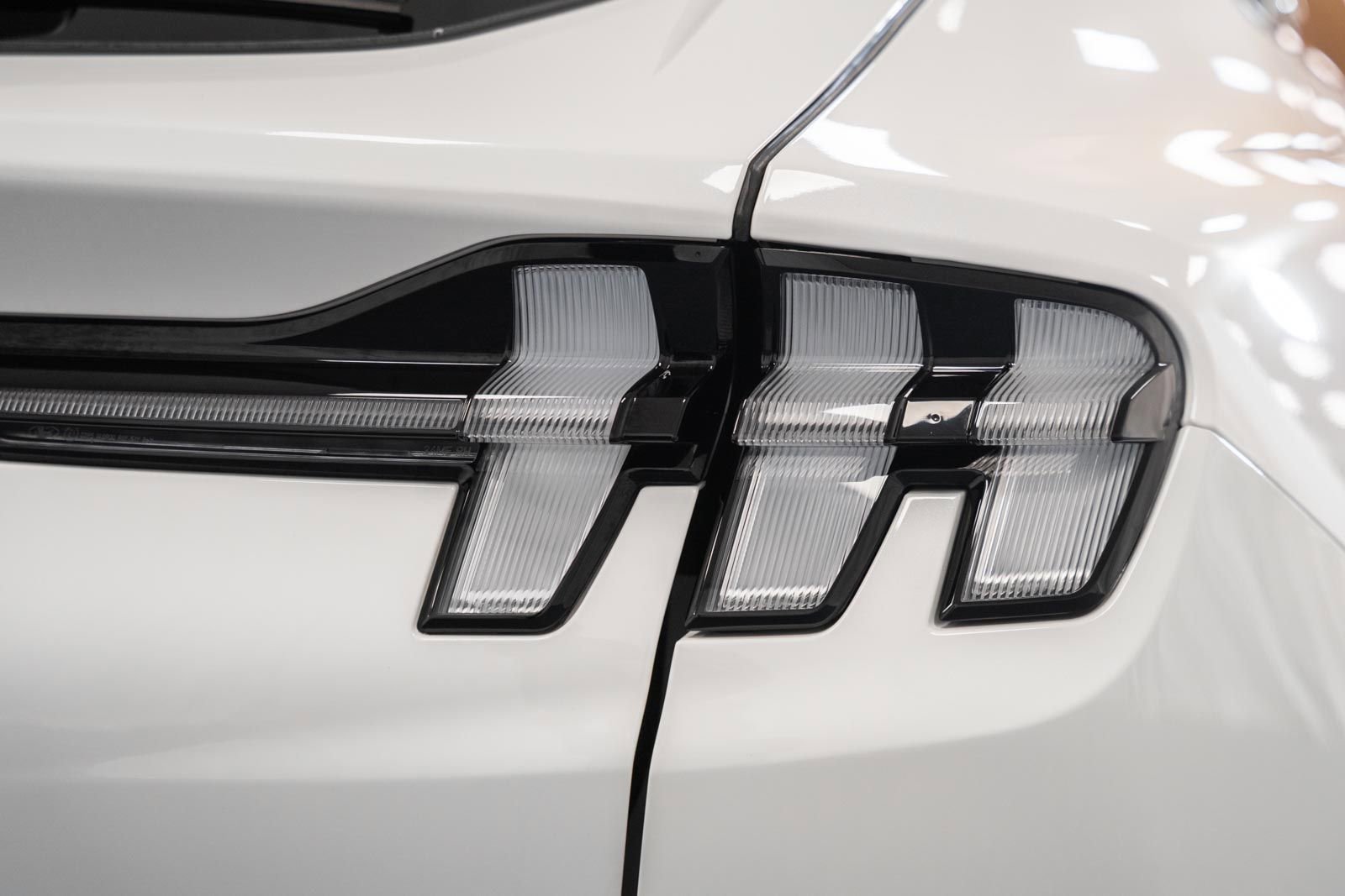 Certified 2025 Ford Mustang Mach-E Premium image 7