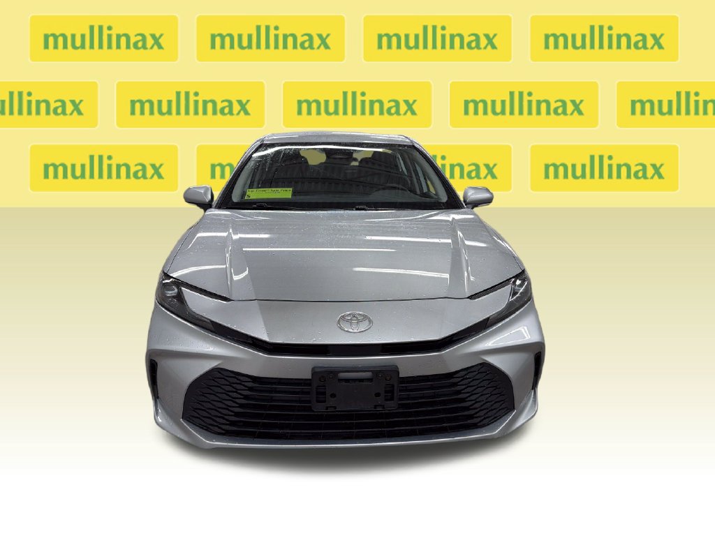 Used 2025 Toyota Camry LE FWD image 15