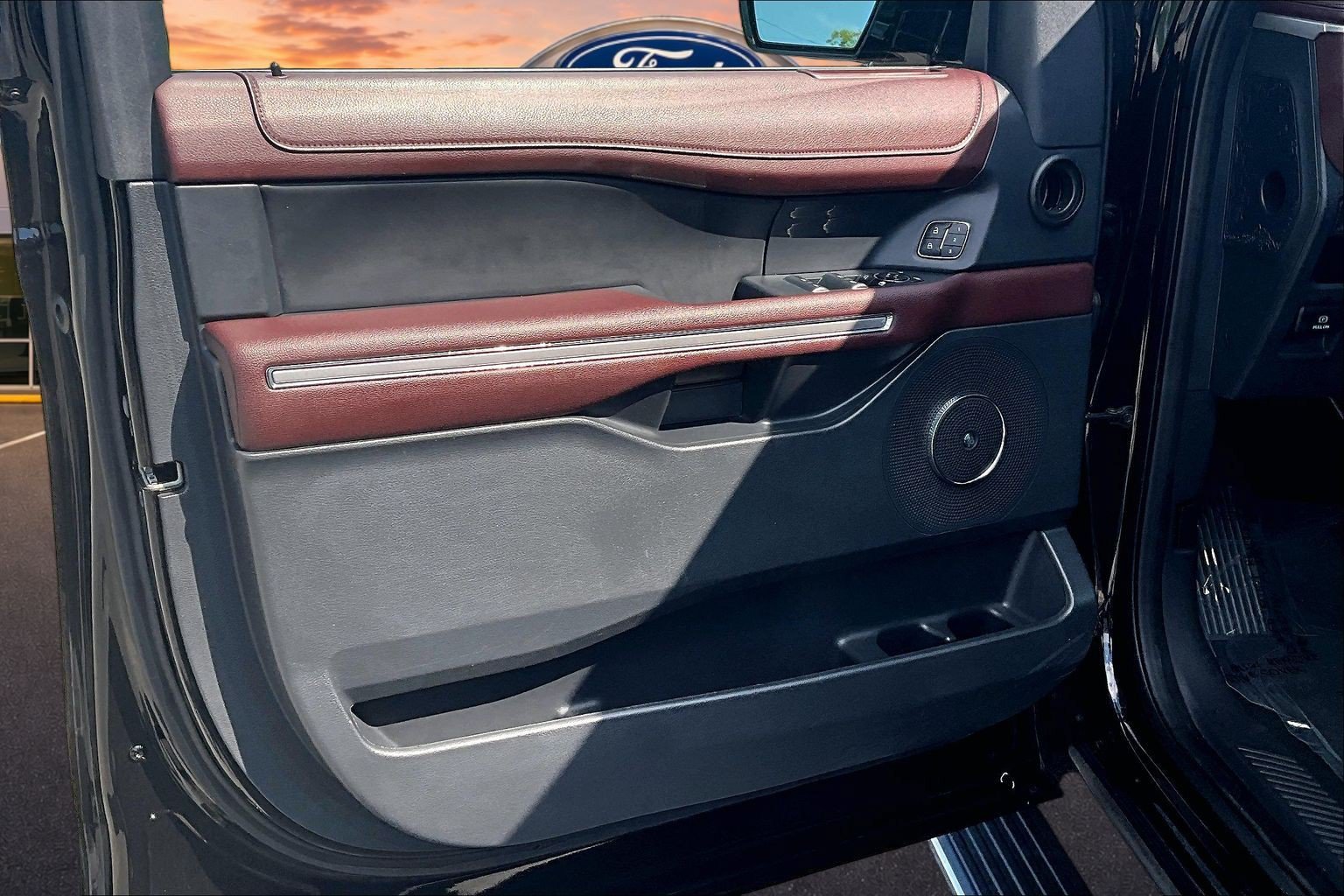 Certified 2023 Ford Expedition Limited AWD/4WD image 23