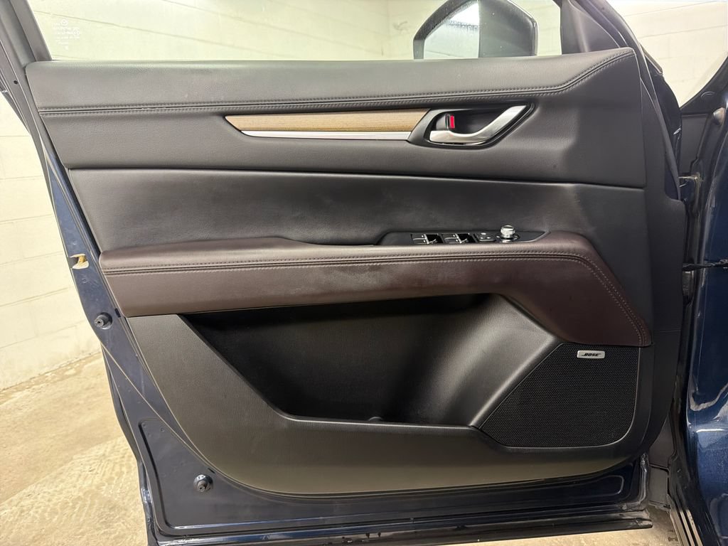 Used 2019 MAZDA CX-5 Signature AWD/4WD image 17