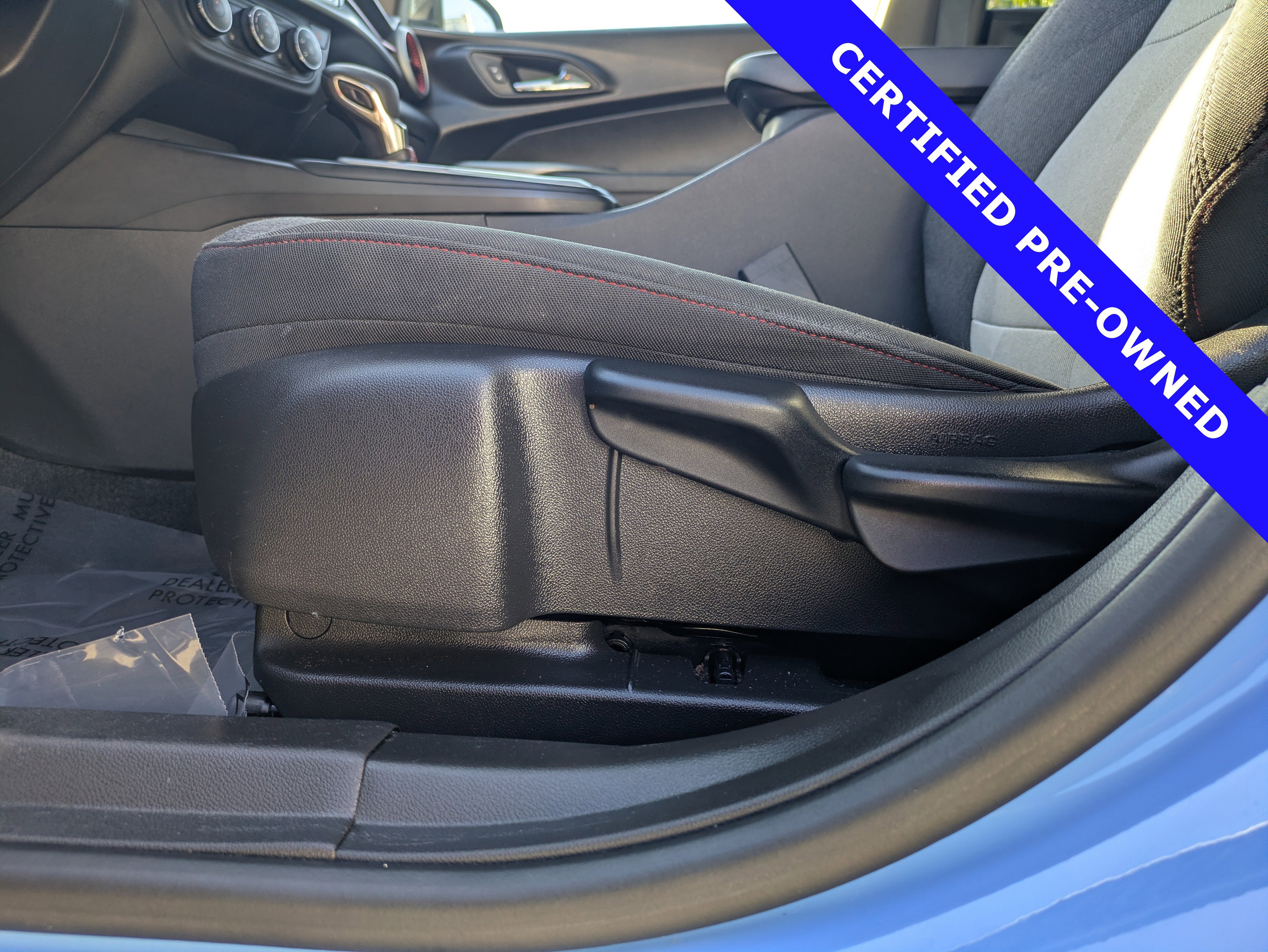 Used 2024 Chevrolet Trax RS w/ Driver Confidence Package FWD image 26