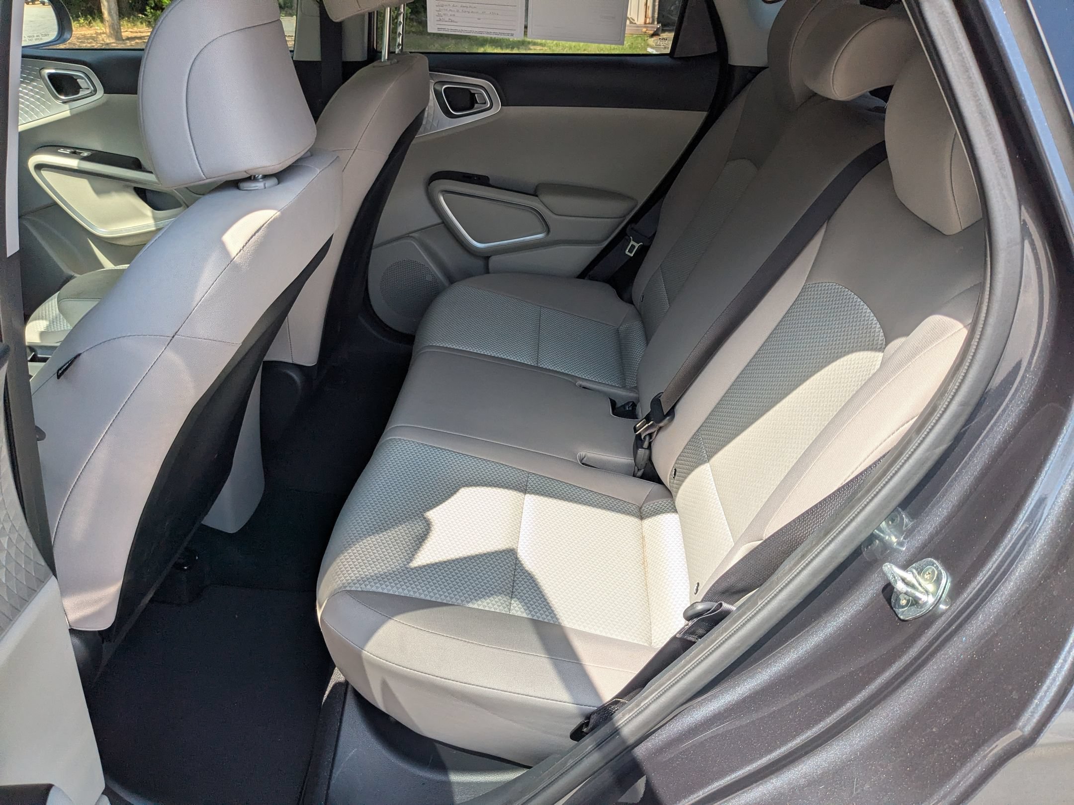 Used 2022 Kia Soul LX FWD image 24