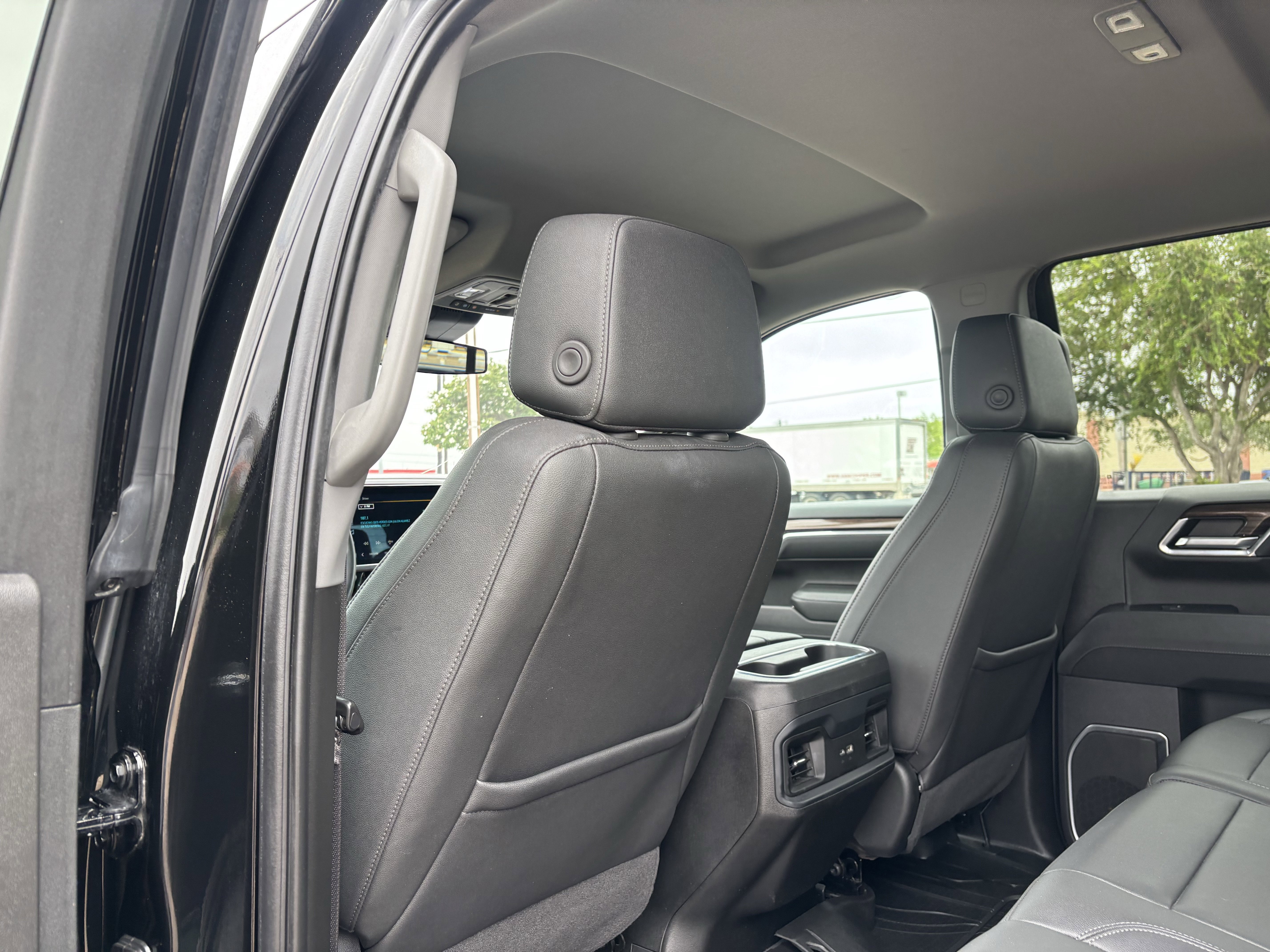 Used 2023 Chevrolet Silverado 1500 RST RWD image 17