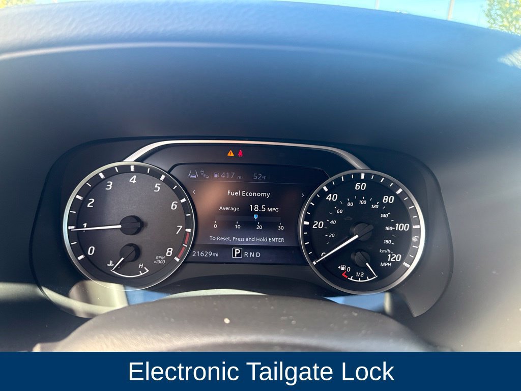 Used 2022 Nissan Frontier SV RWD image 17