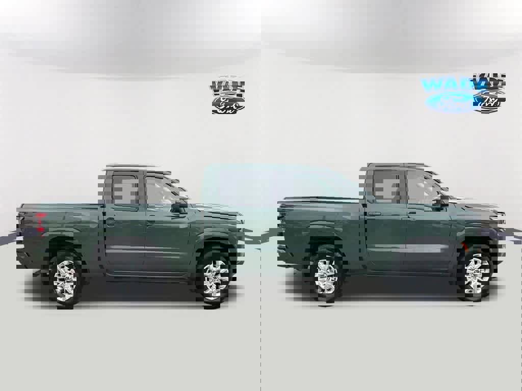 Used 2022 Nissan Frontier SV w/ Technology Package image 4