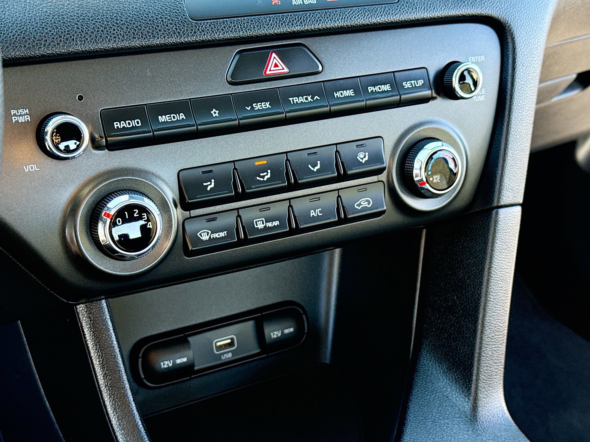 Used 2021 Kia Sportage LX image 14