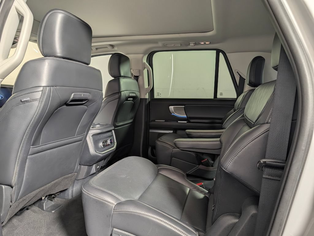 Certified 2025 Ford Expedition Max Platinum AWD/4WD image 10