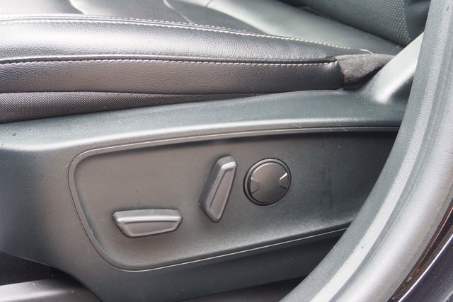 Certified 2022 Ford Escape SEL FWD image 18