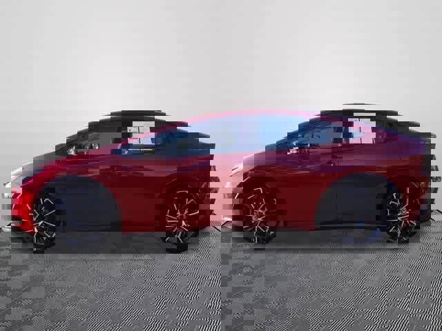 Used 2023 Toyota Prius XLE video 2